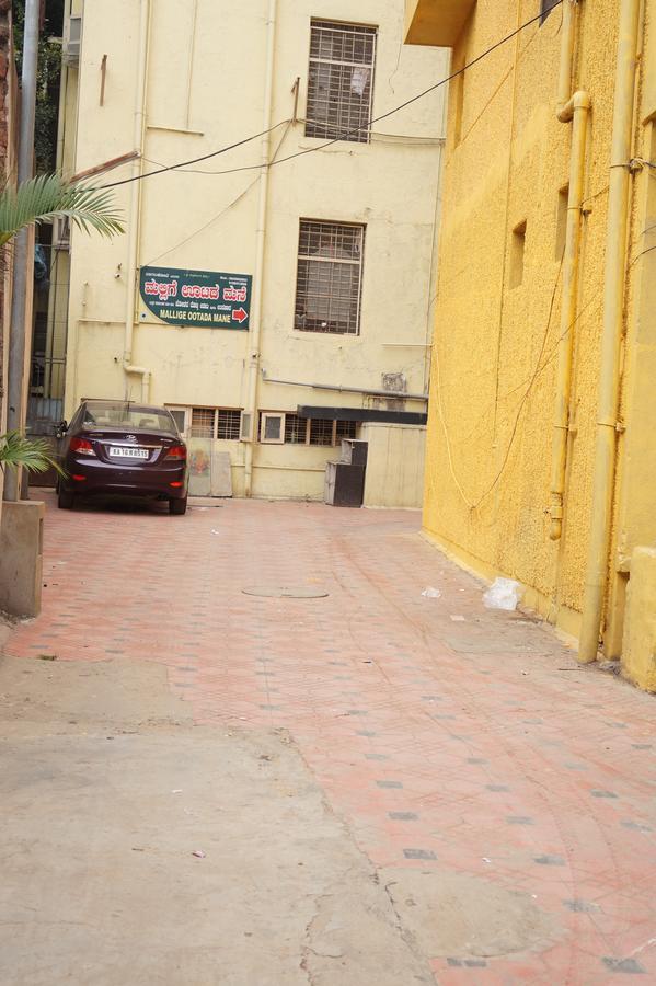 Hotel Surya Residency Majestic Bangalore Bagian luar foto